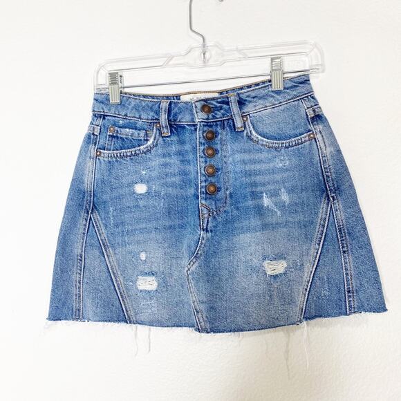 Free People we the free distressed denim mini skirt size 25 - Picture 4 of 9